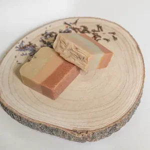 Jabón artesanal lavanda/clavo